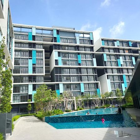 Homestay Klia Core Soho Suites Sepang Zewnętrze zdjęcie