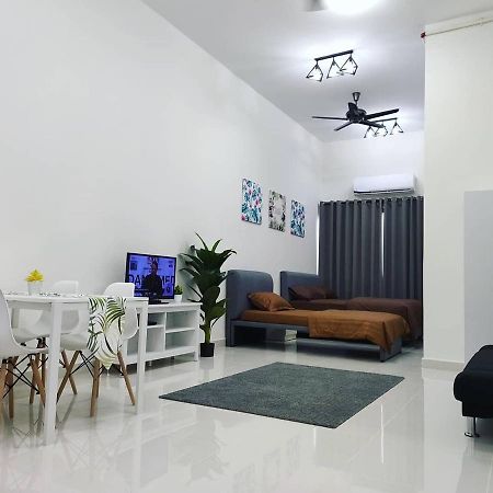 Homestay Klia Core Soho Suites Sepang Zewnętrze zdjęcie